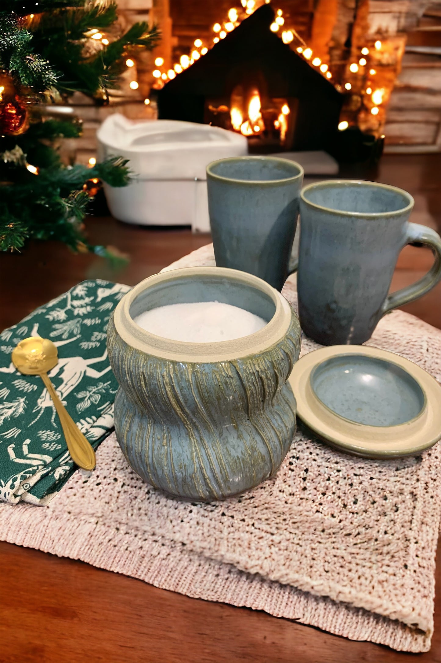 Multi-functional ceramic jar with carvings