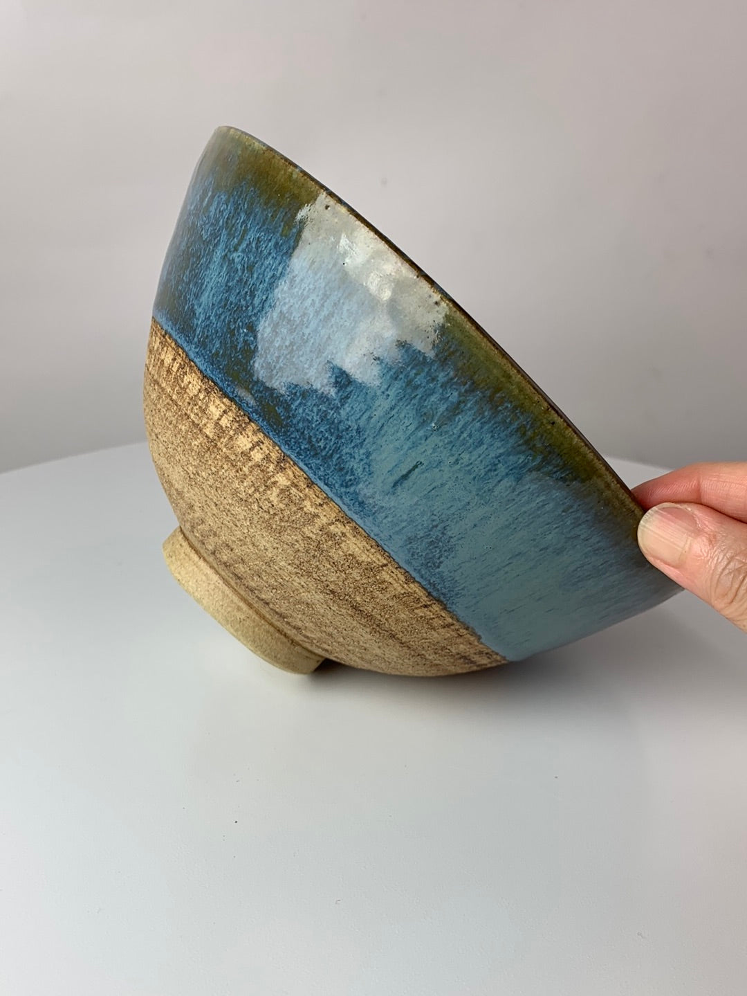 Textured Large ramen bowl