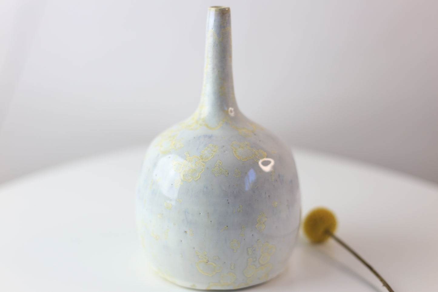 Long Neck Ivory Crystal Bud Vase