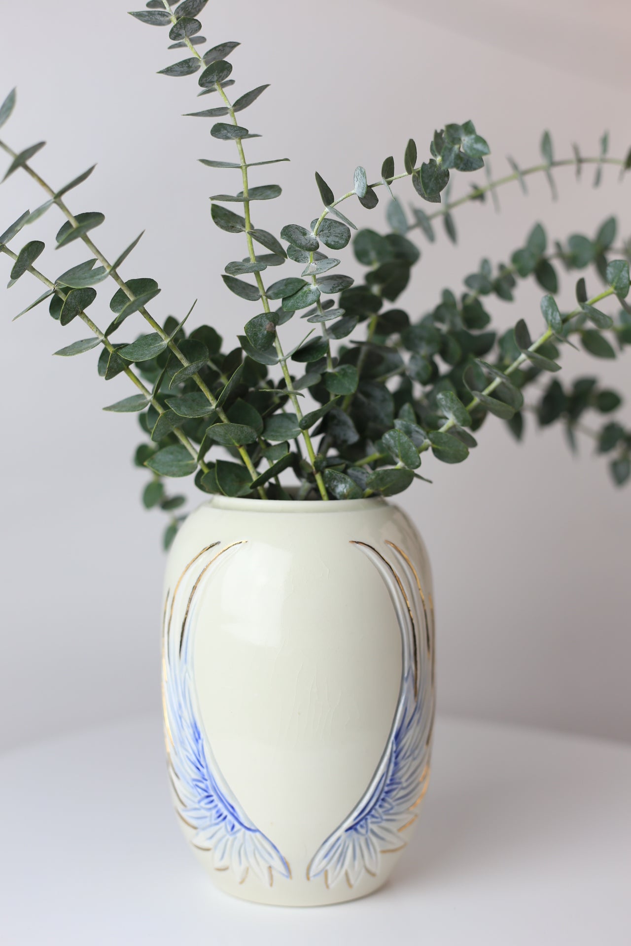 22 K gold Angel wing porcelain vase