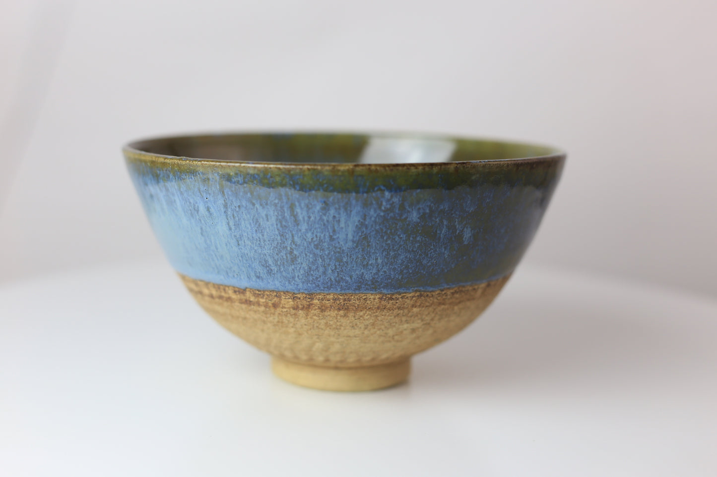 Textured Large ramen bowl