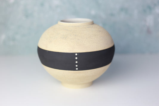 Round Porcelain Vase with Sandy Texture in Beige and Black