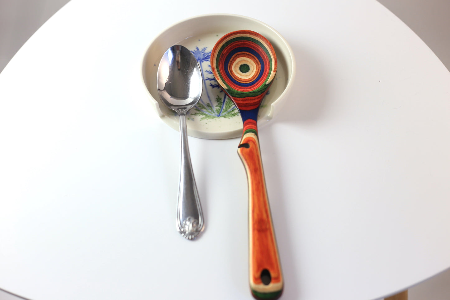 Extra large porcelain spoon rest with blue floral design #77