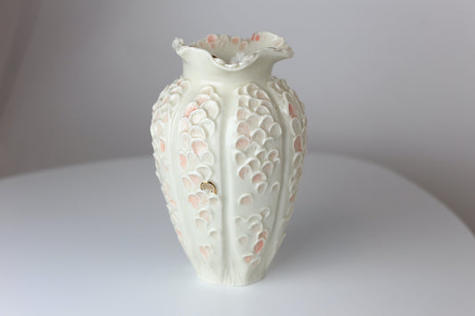 22 K gold Porcelain petal vase