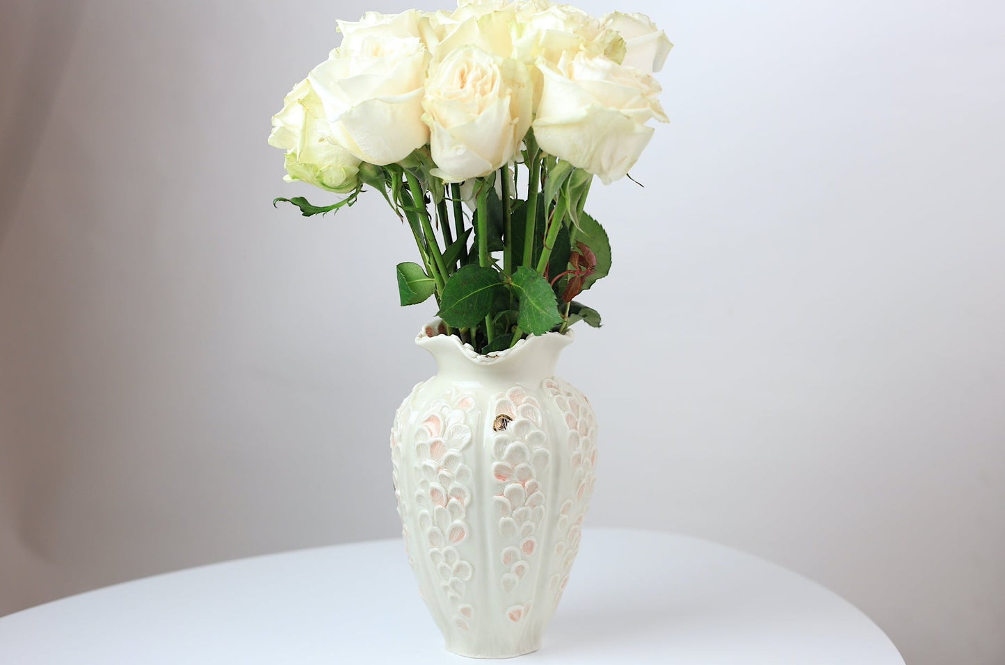 22 K gold Porcelain petal vase