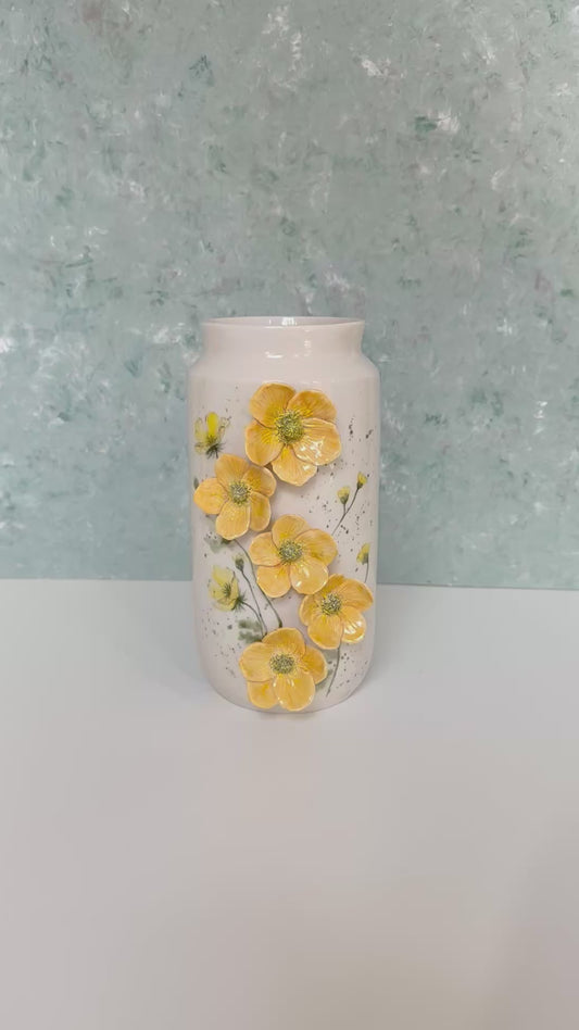 Handmade Porcelain Vase with Buttercup Flowers – Wheel-Thrown, Hand-Painted Ceramic Vase, Unique Pottery Gift, Timeless Floral Home Décor